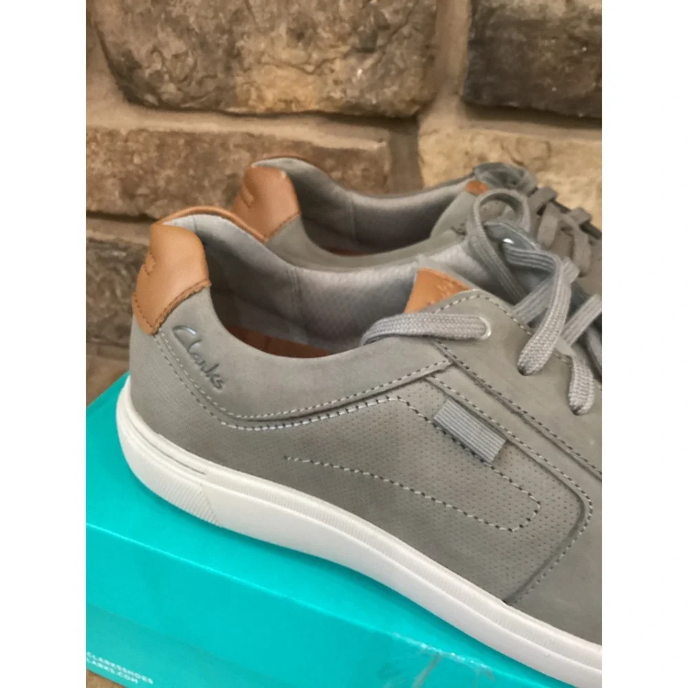 Clarks Mapstone Lace Mens 11 Grey Nubuck Leather Sneakers 261873847100 New